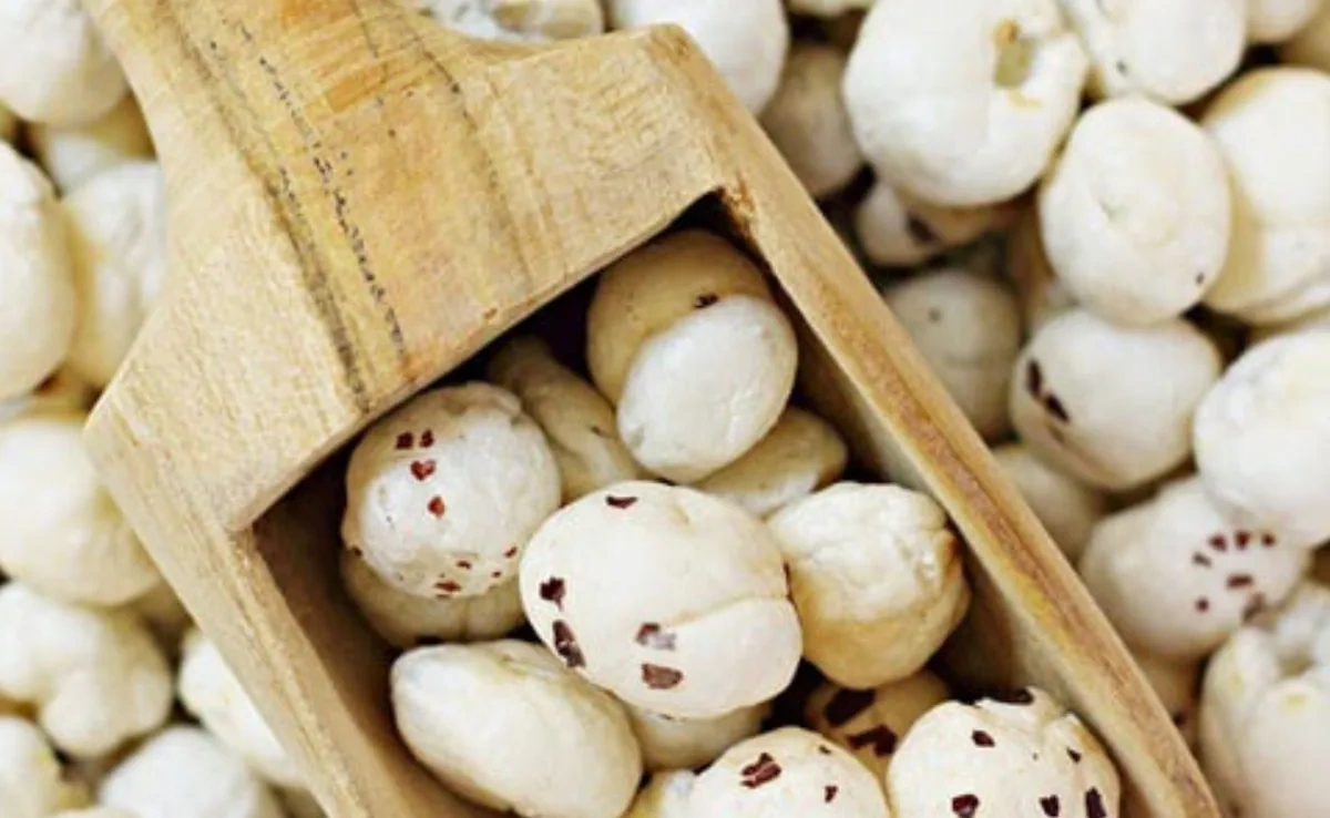 Why Makhana is the Perfect Late-Night Snack to Stop Blood Sugar Spikes